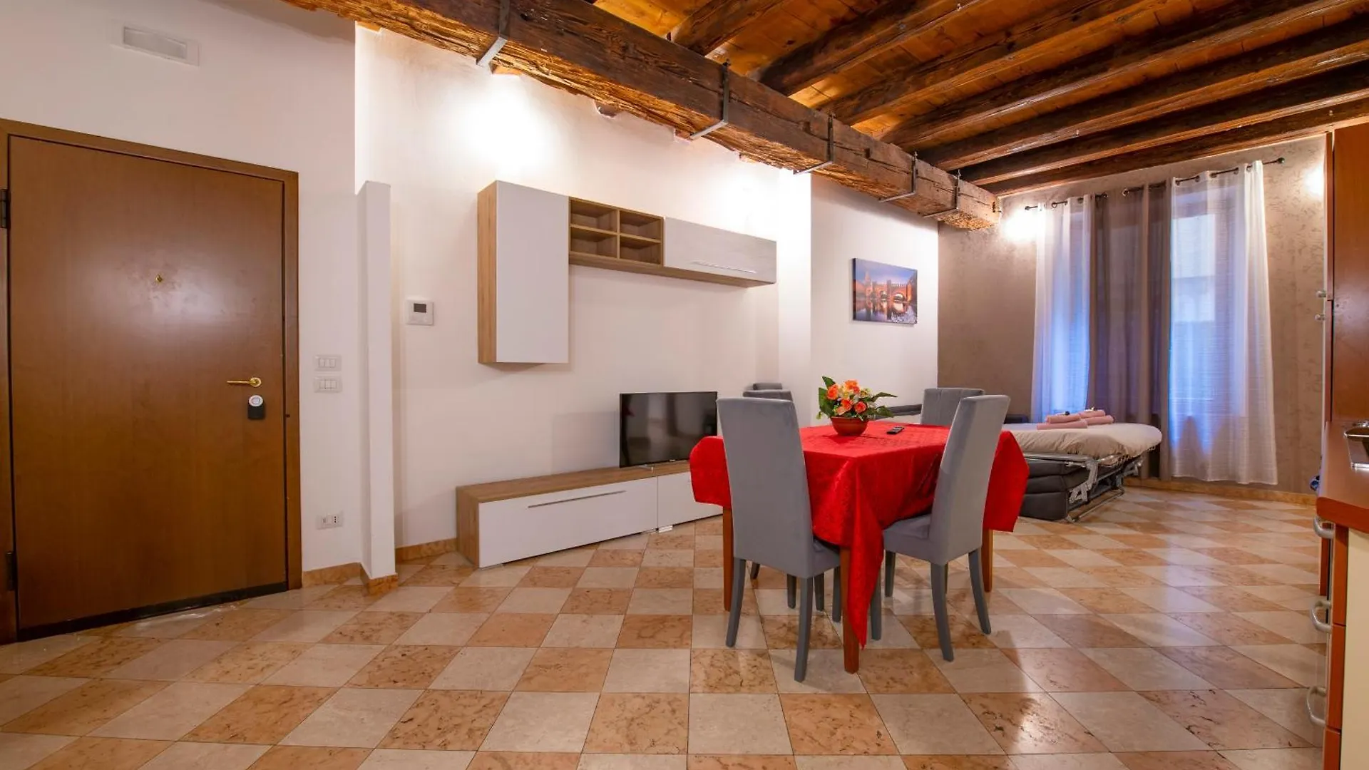 Arena Suite Mazzini Βερόνα 0*,