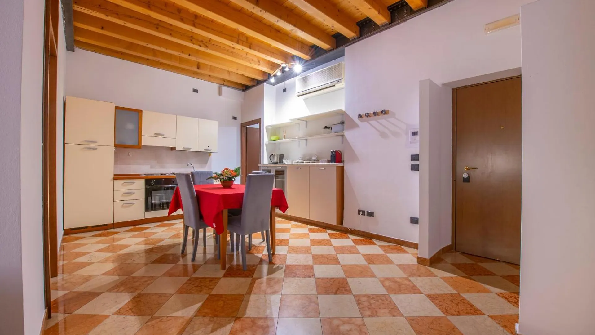 Arena Suite Mazzini Βερόνα Διαμέρισμα